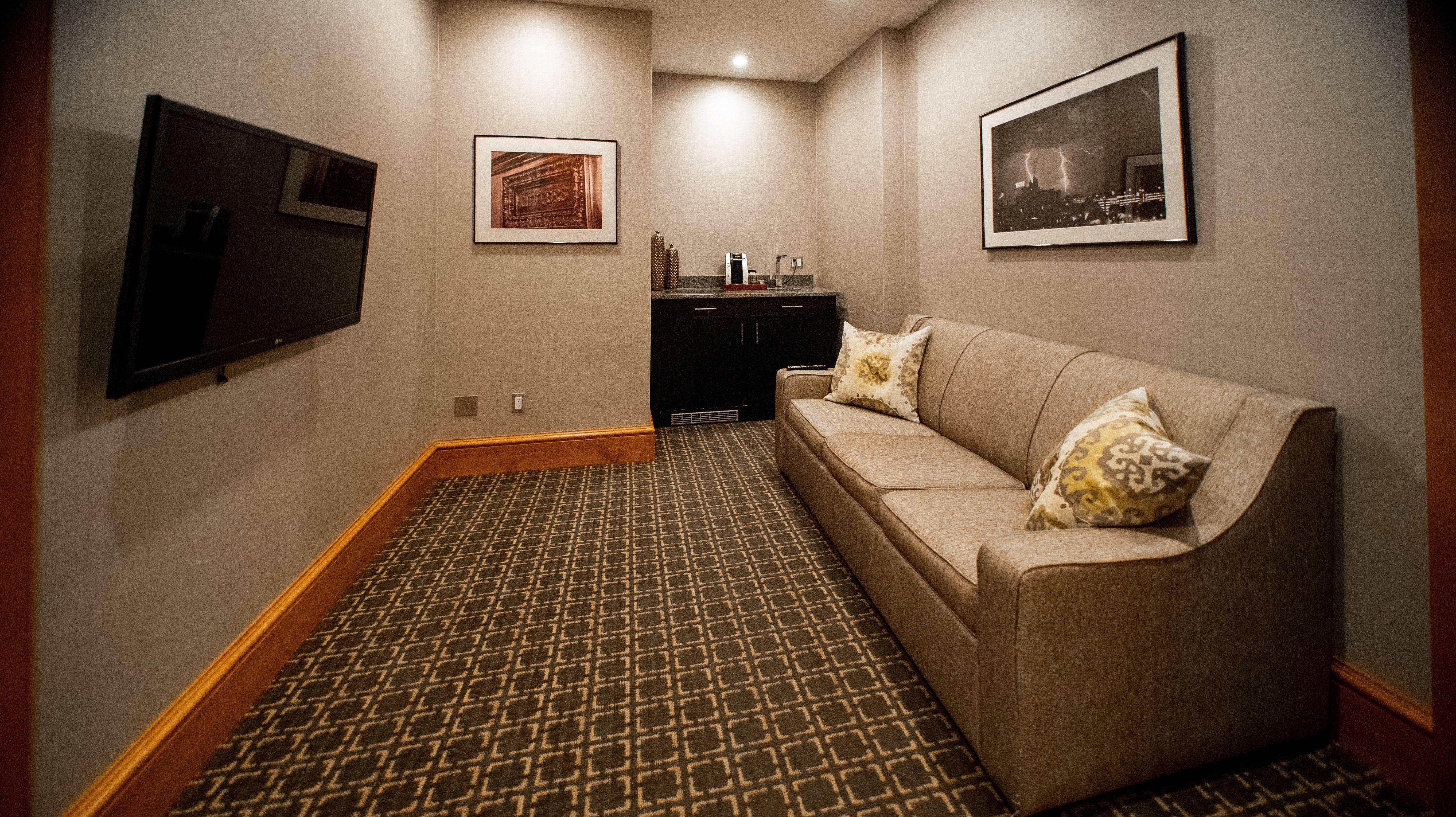 Voco The Tiger Hotel, Columbia, Mo By Ihg Екстериор снимка