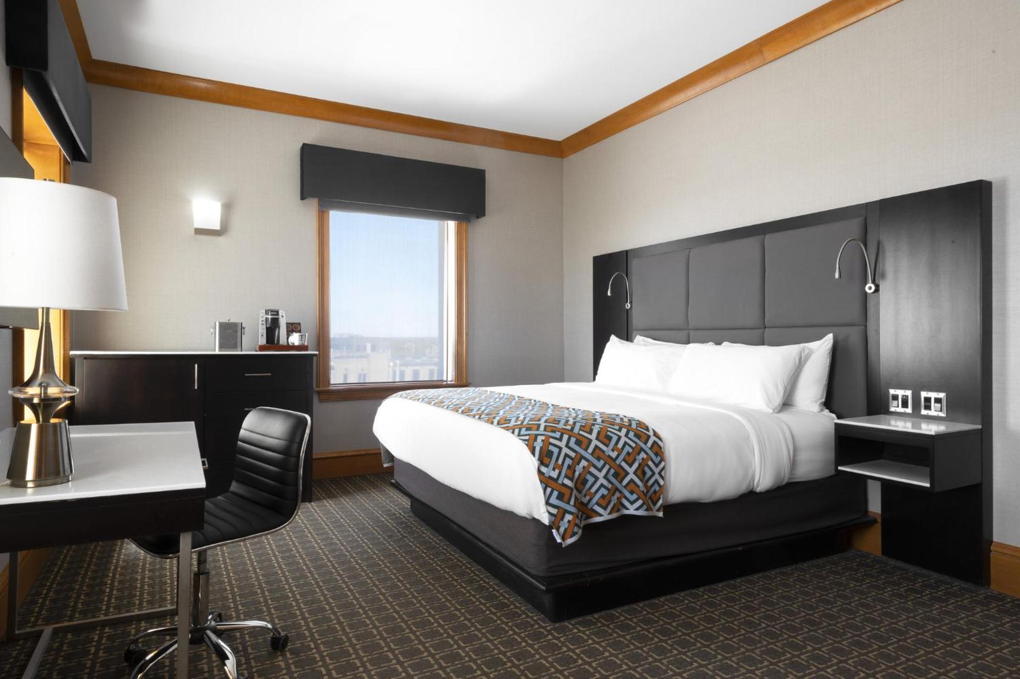 Voco The Tiger Hotel, Columbia, Mo By Ihg Екстериор снимка